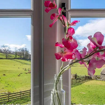 Crummock * Near Sawrey